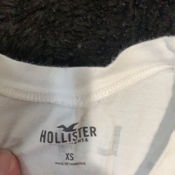 Hollister California Women’s Shirt - Picture 3 of 6